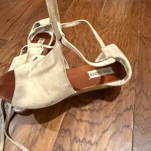 Steve Madden Women's Beige Sandals